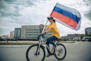 Спортсмены-газодобытчики вышли на флешмоб в День России