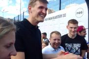 Олимпийский чемпион Андрей Кириленко открыл в Тюмени центр уличного баскетбола