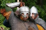 Средневековые бои на мечах, рыбалка и северный фолк: топ-8 летних событий в Югре
