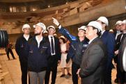 Новосибирский губернатор обсудил инфраструктурные проекты с помощником президента