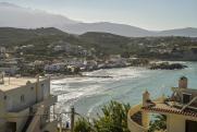Греция и Кипр выступили против запрета на выдачу россиянам туристических виз
