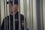 Екатеринбурженку оштрафовали за попытку сорвать митинг «Единой России»