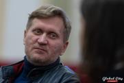 Юморист Андрей Рожков поддержал команду КВН, показавшую средний палец Соловьеву
