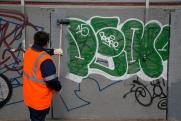 В Нижневартовске с вандалами и граффитчиками начали бороться энергетики