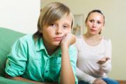Психолог объяснила, почему дети пытаются «командовать» родителями