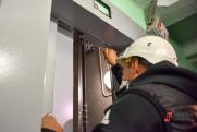 Севастопольский чиновник обвинил пострадавших в том, что они не так стояли в лифте