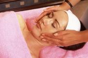 Косметолог Ягодина рассказала, помогает ли массаж разгладить морщины вокруг глаз