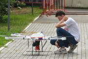 Российских школьников хотят научить управлять дронами