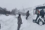 В Якутии закрыли автодорогу «Яна»: сошла лавина