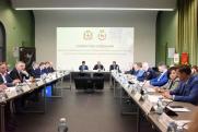 Нижегородские депутаты договорились работать над созданием в регионе сети патриотических центров