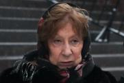 Генпрокуратуру просят возбудить дело о госизмене против Лии Ахеджаковой