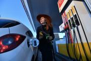 Политолог предупредил о росте розничных цен на бензин в России