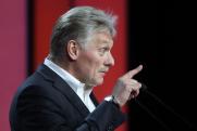 Песков заявил, что Россия ведет войну по всем фронтам