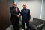 На ПМЭФ-2023 Рустам Минниханов встретился с министром торговли и промышленности Египта