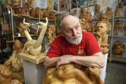 Сибирскому скульптору Леонтию Усову присвоили звание Народного художника РФ