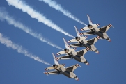 США одобрили передачу Киеву F-16