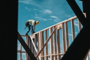 В России начнут строить деревянные девятиэтажки
