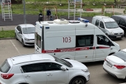 Автоматические ворота зажали ребенка в Новосибирске