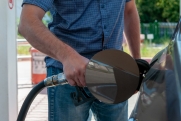Югорчане возмущены ростом цен на топливо: «Бензин стал роскошью»