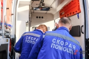 Под Новосибирском на двух женщин рухнул потолок: подробности ЧП