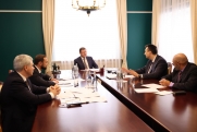 Дмитрий Азаров обсудил с инвесторами проект ветровых электростанций