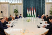 Губернатор Среднего Урала укрепил партнерские отношения с главой Таджикистана