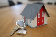 В Госдуме объяснили, почему нельзя соглашаться на покупку недвижимости по заниженной в договоре цене