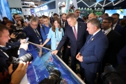 Губернатор Иркутской области принял участие в дне СФО на выставке «Россия» в Москве