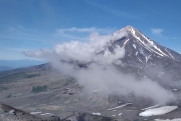 Вулкан Ключевская сопка выбросил пепел на высоту 6,5 км