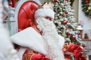 Почему не стоит внушать детям веру в Деда Мороза: объяснение психолога