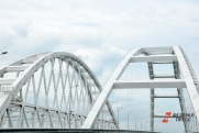 Движение по Крымскому мосту открыли спустя час