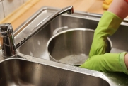 Как часто нужно менять губки для мытья посуды