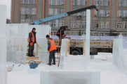 Жители Нефтеюганска жалуются на недостроенный ледовый городок
