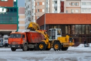 Эксперт ЖКХ объяснил, обязана ли управляющая компания убирать снег во дворах
