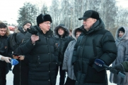 Екатеринбургских коммунальщиков завалят деньгами ради вывоза снега