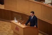 Губернатор Куйвашев поручил заменить за год 265 лифтов