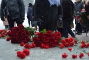 В Петрозаводске у «Черного тюльпана» почтили память погибших в Афганистане жителей Карелии