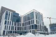 Строительство взрослой поликлиники в Академическом районе Екатеринбурга завершится менее чем через месяц