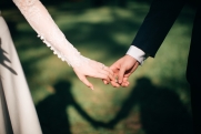 Психолог объяснила, нормально ли женщине делать предложение руки и сердца своему мужчине