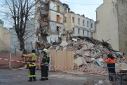К мэру Ростова не пустили жителей рухнувшего дома