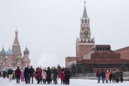 Москвичей предупредили о сильных снегопадах перед 8 Марта