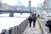 Синоптик рассказал, когда в Петербурге прогреется ледяной воздух