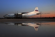 Аэродром в Хабаровском крае готовится принять аварийную посадку самолета: что произошло