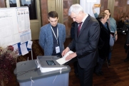 Губернатор Магаданской области отдал свой голос на выборах президента России