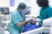 Киста зуба: какое обследование и лечение должны провести в клинике