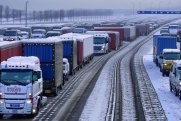 Тысячи грузовиков застряли на границе Украины и Евросоюза