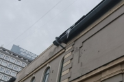 В больницы Екатеринбурга попали пятеро жертв сосулек: среди них младенец