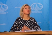 Захарова раскритиковала Зеленского за его попытки выманить украинцев на родину
