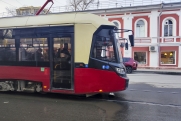 В Петербурге трамвай врезался в пешеходов: есть пострадавшие
