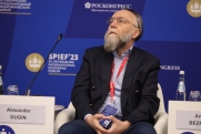 Такер Карлсон взял интервью у Дугина: «Его идеи настолько опасны, что Украина убила его дочь»